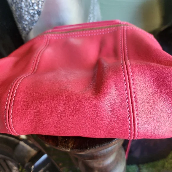 NEW CROSSBODY LEATHER BAG BY LONGCHAMP - Picture 4 of 7